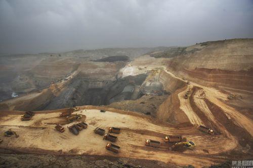 國務院安全生產(chǎn)專項督查組深入忻州轄區(qū)煤礦開展督查