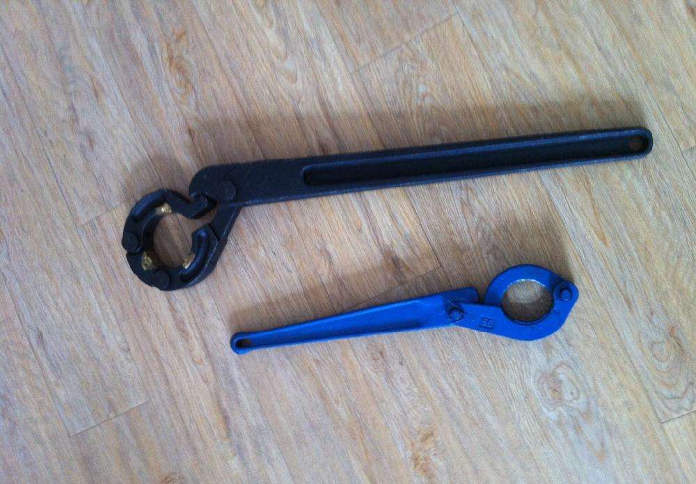 鉆桿鉗(自由鉗)的用途