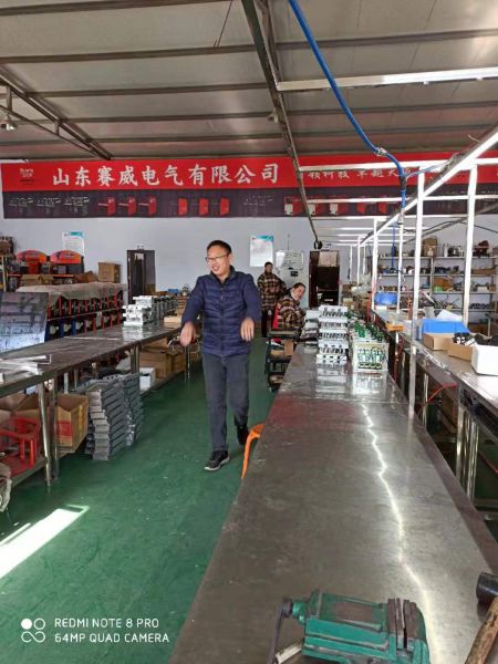 活蹦亂跳的售后人員