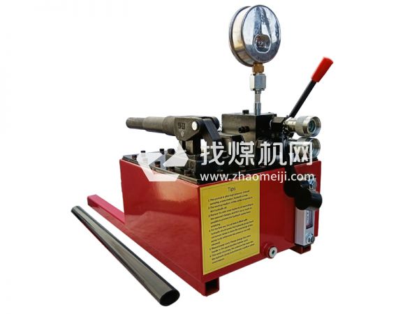 高壓手動液壓泵排量可達(dá)45ml/次的大噸位手打油泵